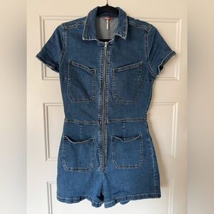 Free People CRZY Lennox shortsuit denim romper - size 8